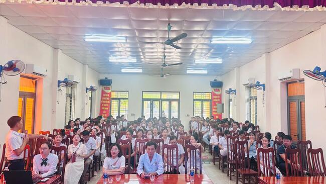 BỆNH VIỆN ĐA KHOA THANH CHƯƠNG TỔ CHỨC TẬP HUẤN NÂNG CAO KỸ NĂNG GIAO TIẾP, ỨNG XỬ NĂM 2025