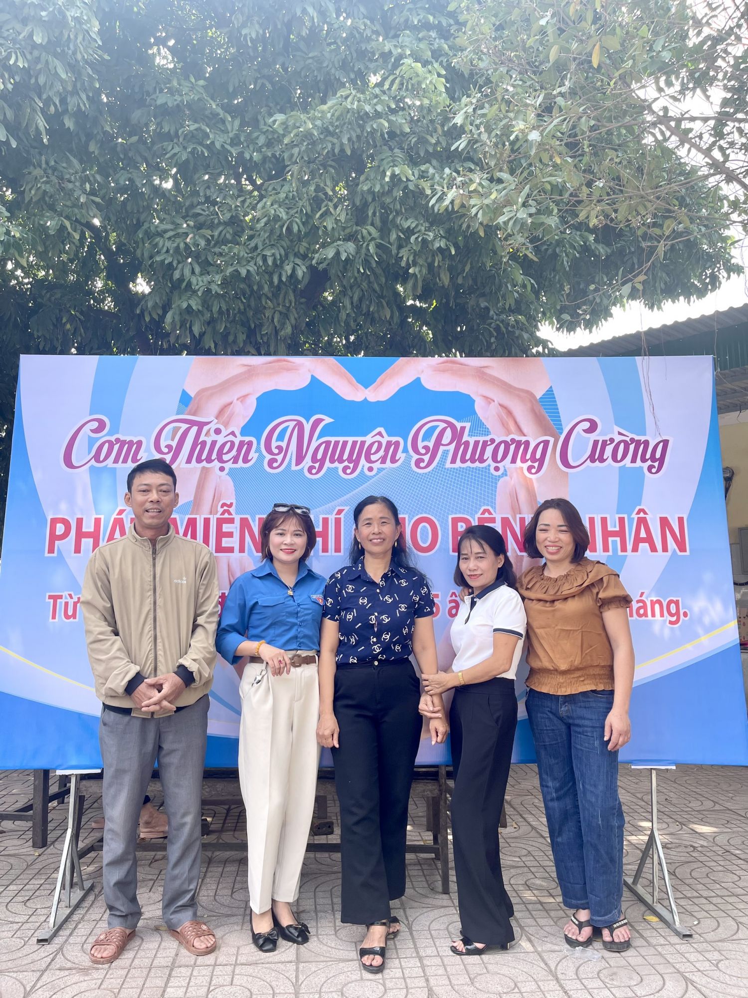 Hình ảnh những nhà hảo tâm